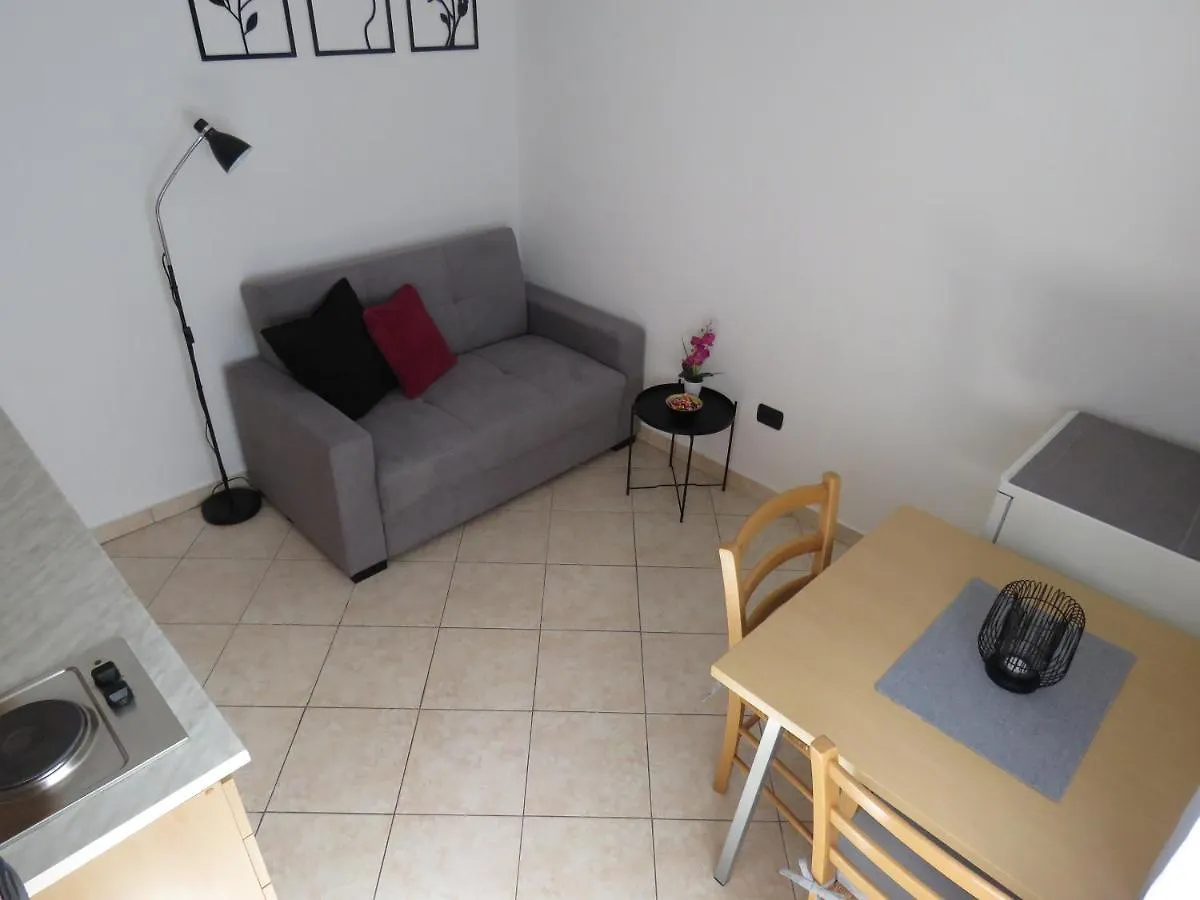 Erika Medulin Apartment 0*,